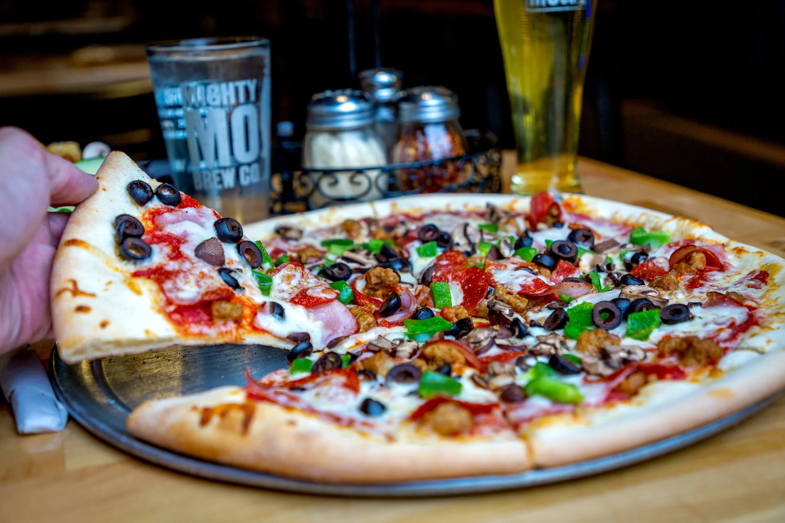 Mo Eats — Mighty Mo Brew Pub